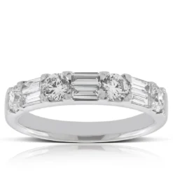 Baguette & Round Cut Diamond Wedding Band 14K