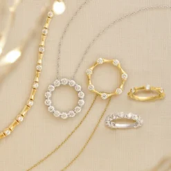 Ben Bridge Signature Circle Diamond Pendant Necklace, 18K Yellow Gold