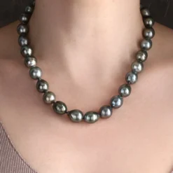 Cultured South Sea Tahitian Pearl Strand 14K, 18"