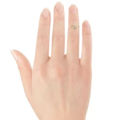 Diamond Arrow Midi Ring 14K