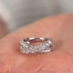 Diamond Crossover Band 14K