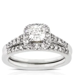 Diamond Halo Bridal Set 14K