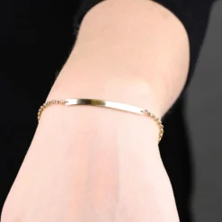 Engravable Bar Bracelet 14K