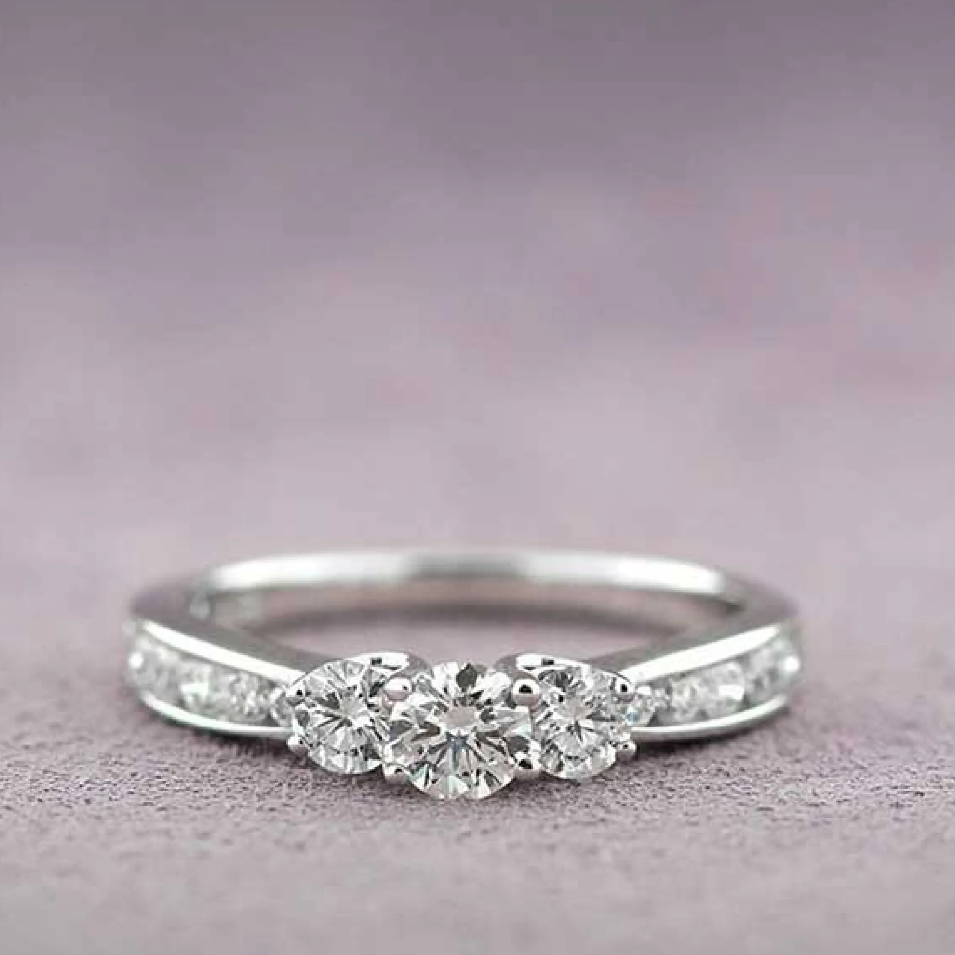 Ikuma Canadian Diamond 3-Stone Ring 14K