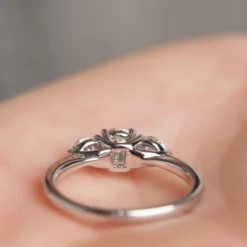 Ikuma Canadian 3-Stone Diamond Engagement Ring 14K