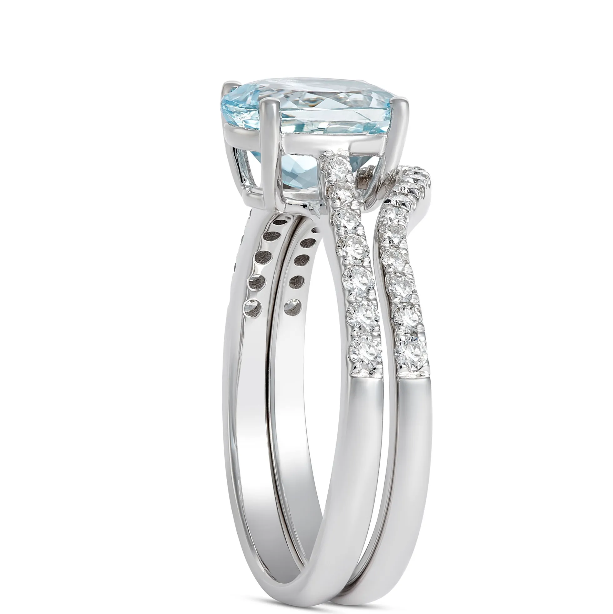Oval Aquamarine and Diamond Ring, 14K White Gold
