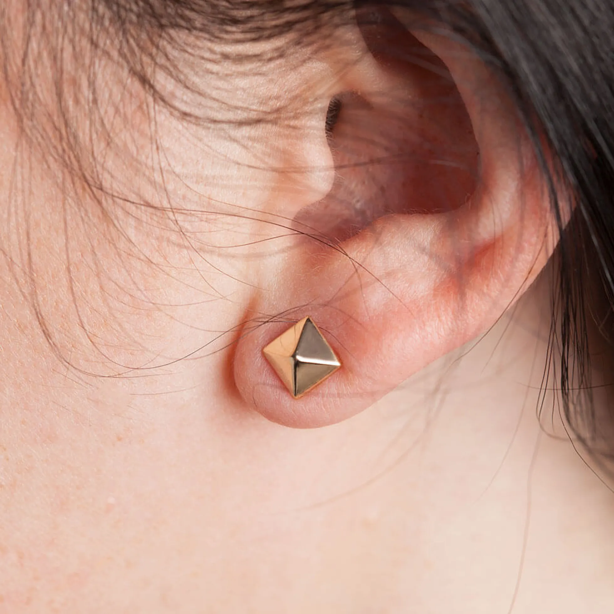 Pyramid Stud Earrings 14K
