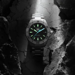 TAG Heuer Aquaracer Professional 200 Solargraph Watch Titanium Case Black Dial, 40mm