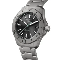 TAG Heuer Aquaracer Professional 200 Solargraph Watch Titanium Case Black Dial, 40mm