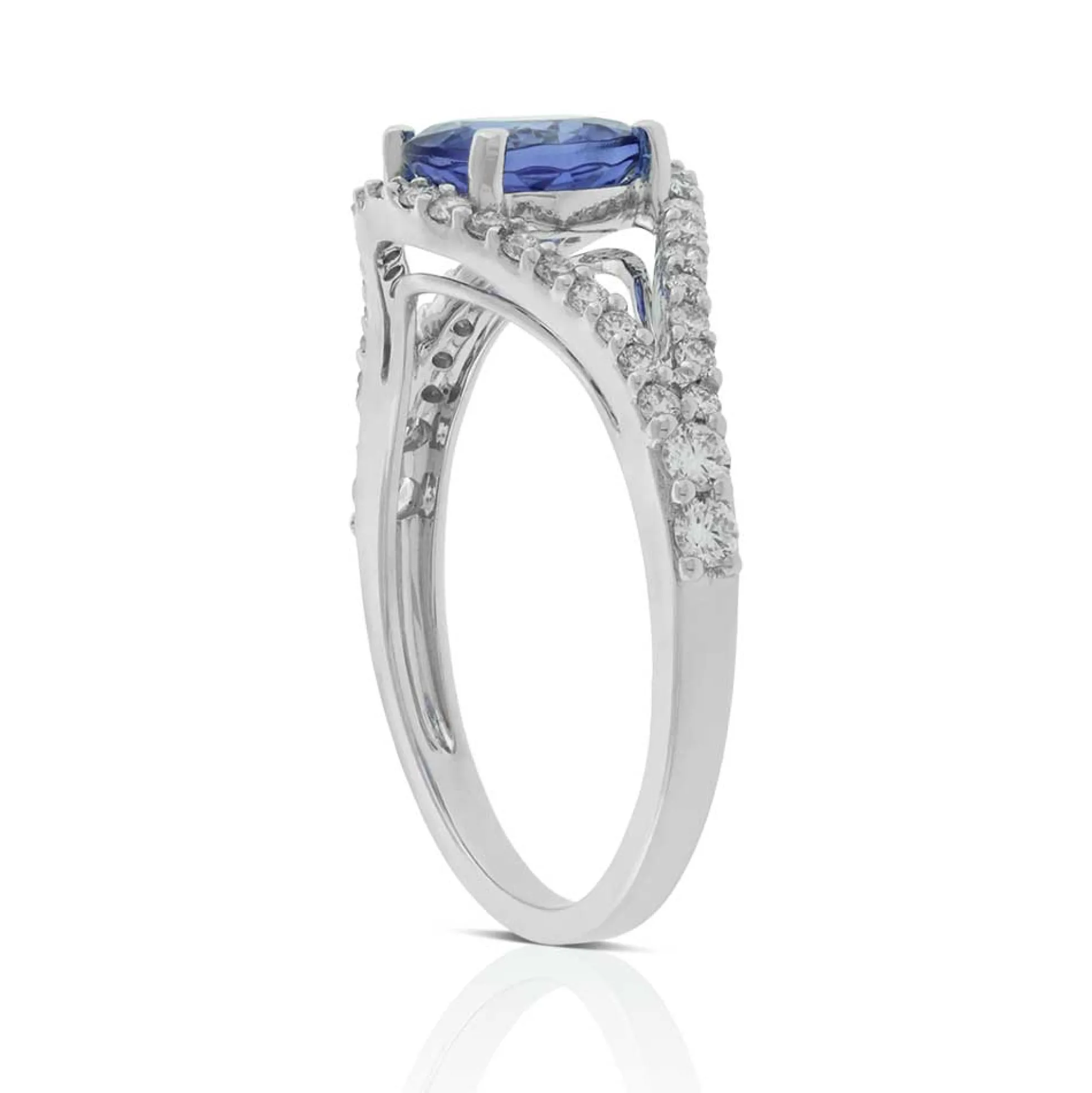 Tanzanite & Diamond Split-Shank Ring 14K